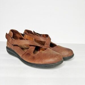 Sanita Brown Leather Orthotic Strapped Flats Size 38 6 Women’s